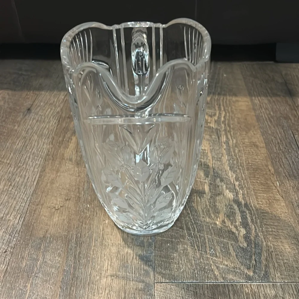 Darlington CRYSTAL CLEAR INDUSTRIES‎ Pitchers Hand Cut Floral 48oz